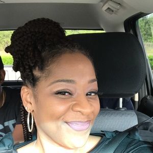 Meet your Posher, Bernadette